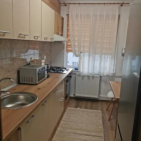 Amy Apartment Piatra Neamt Exterior photo